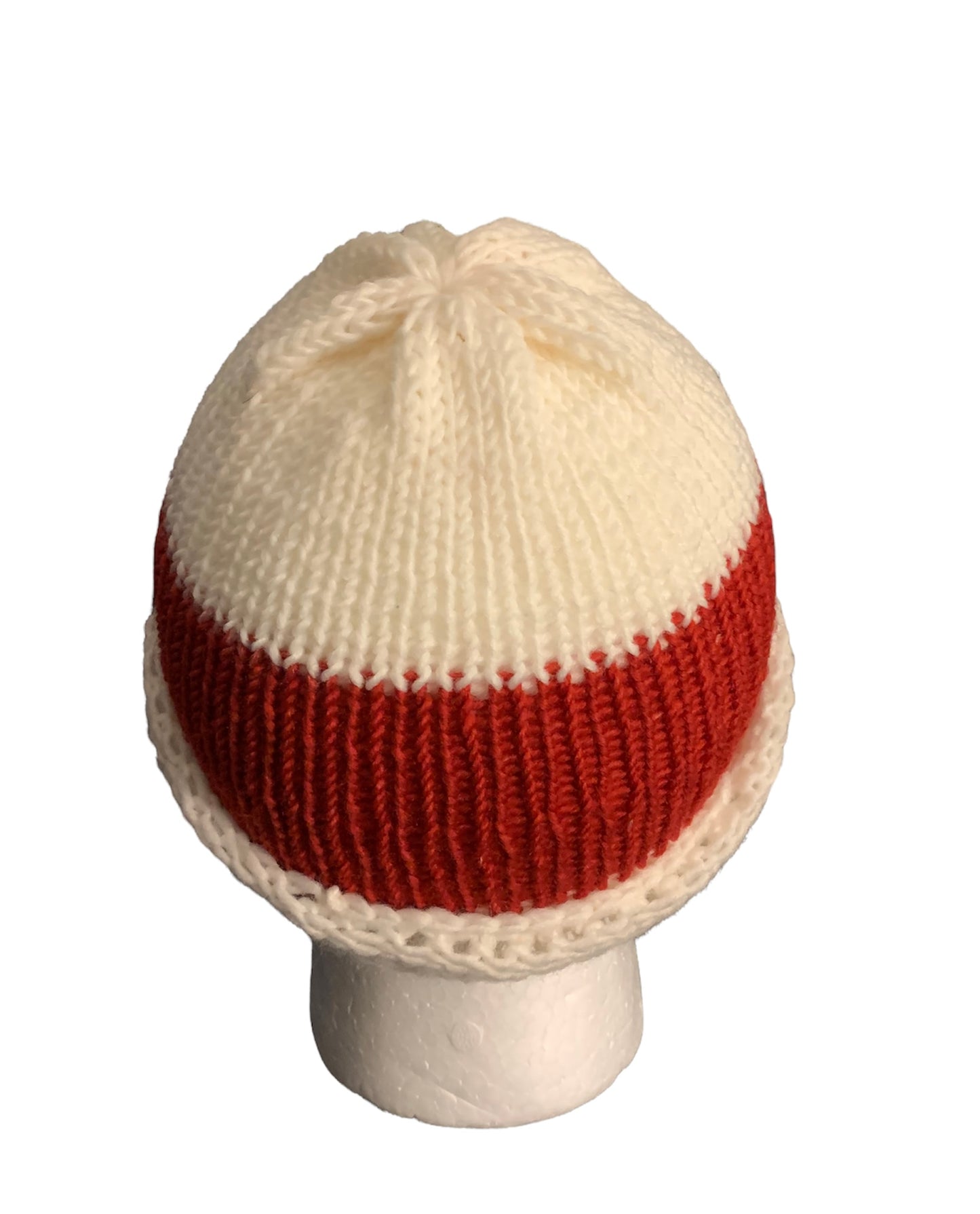 Red & White Skull Cap, Beanie, Dockers Hat, Fishermen Cap, Skully (KNITTED)